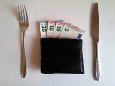 money-2159310_1920.jpg